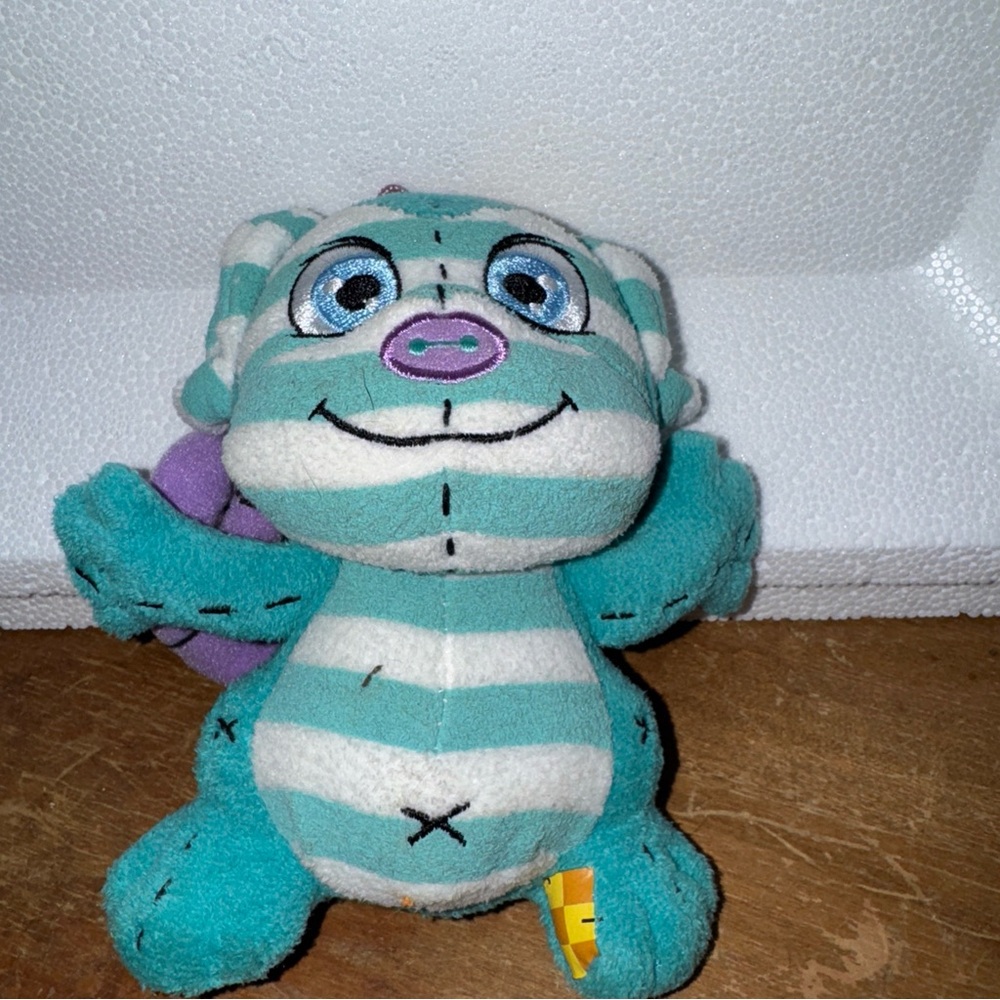 Neopets plushie Mynci